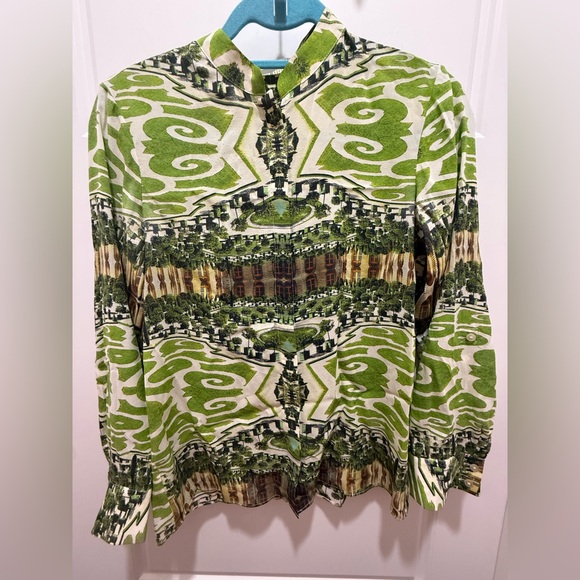 Alice + Olivia Tops - Alice + Olivia. Mirrored Garden Silk Blouse. Size XS.